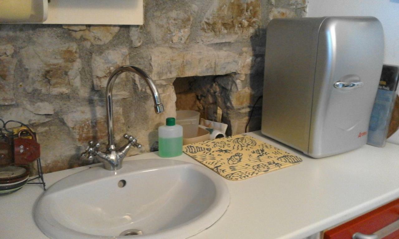 Poggio Delle Rondini Bed and Breakfast Bagnone Eksteriør billede